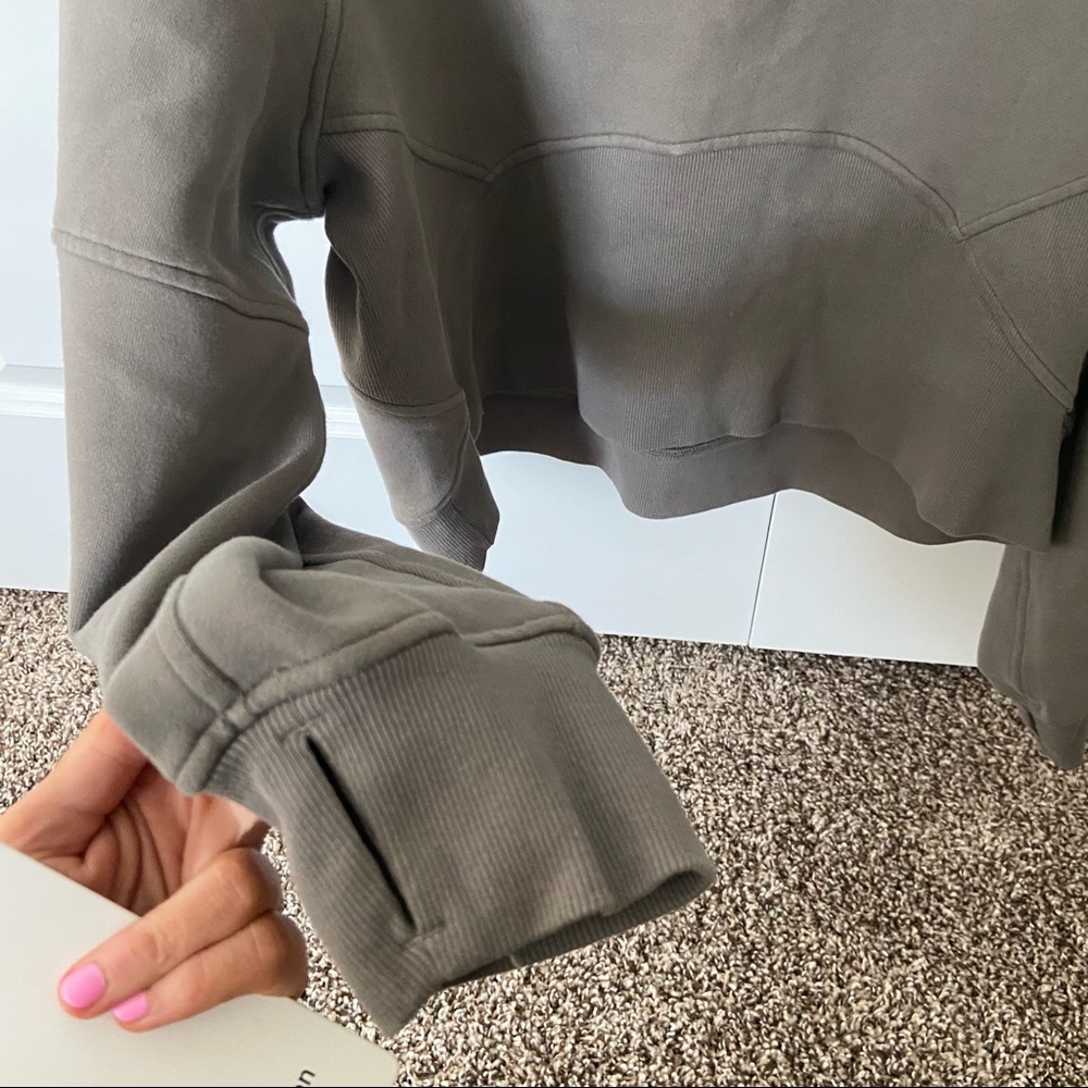 SOLD NWOT lululemon scuba oversized funnel half zip - Picture 7 of 9